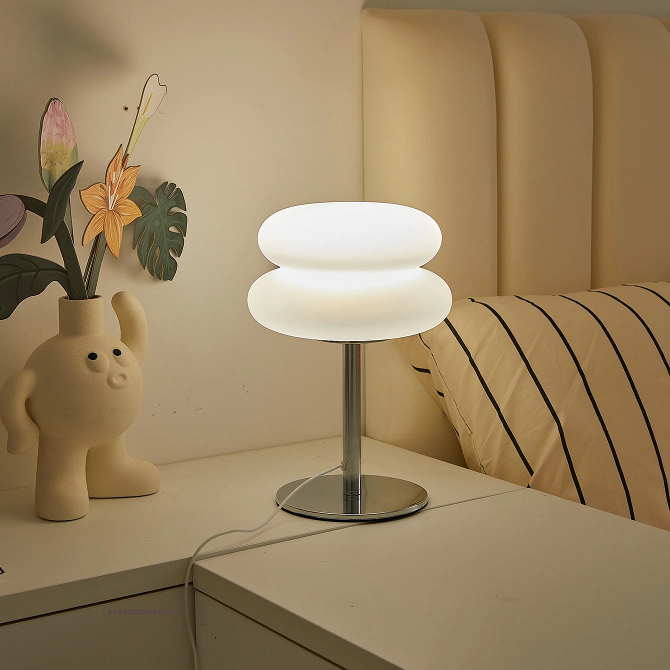 ECOLYTE Cream Table Lamp Plastic Lampshade